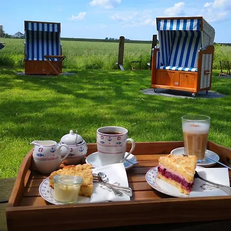Liebevoll Hinterm Deich Penzion Lehe (Schleswig-Holstein)