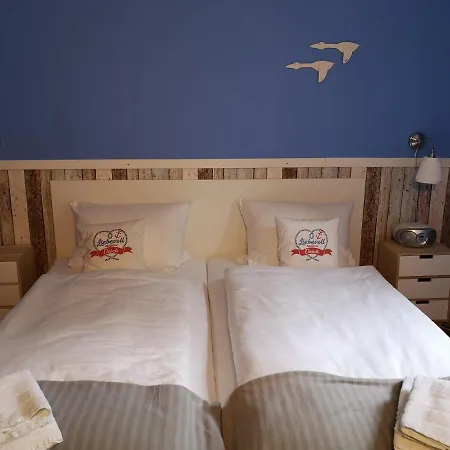 Liebevoll Hinterm Deich Penzion 4*